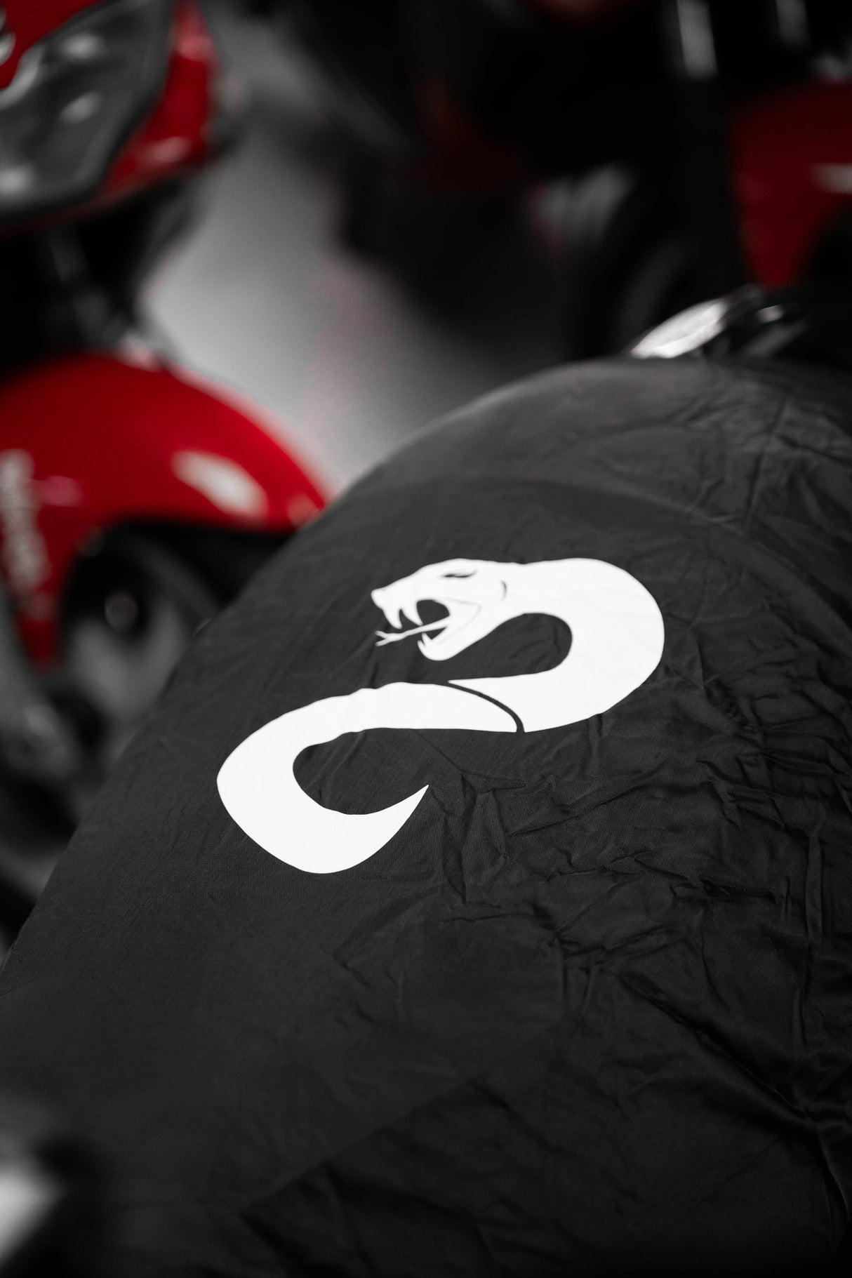 Zadel Beschermhoes Fenom Universeel