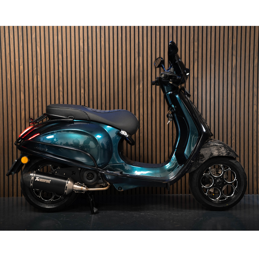 Velgenset Maru's Style Shiny Black Black / Silver Vespa Sprint / Primavera