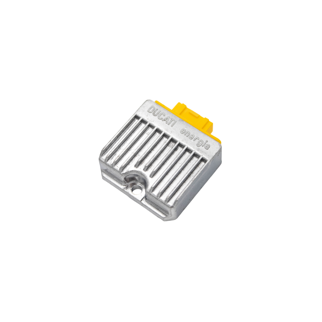 Regolatore di tensione Ducati giallo Piaggio E2 – Fresh Parts Regolatore di tensione Ducati giallo Piaggio E2 – Fresh Parts